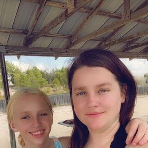 Meet your Posher, Sherry